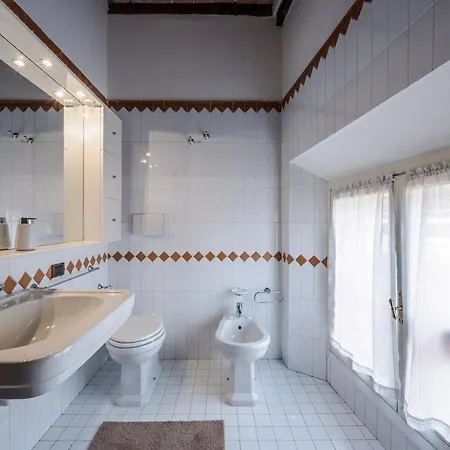 Apartment Lusso In Centro - Parking, 9 Persone, 200mq, 3 Bagni